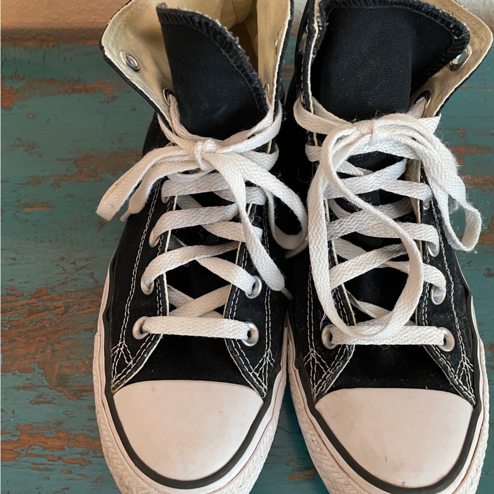 Womens Converse All Star High Tops in Black Size 8